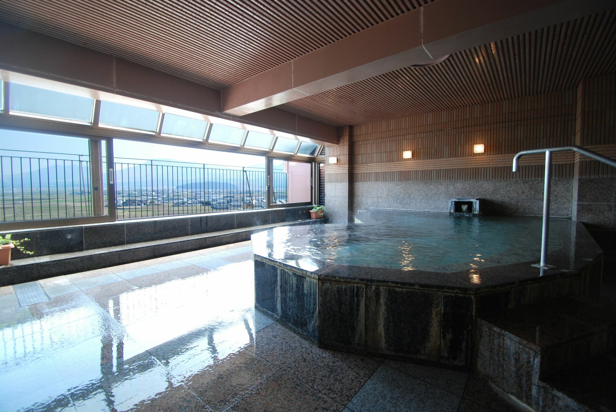 Aso Plaza Hotel Кумамото Екстер'єр фото